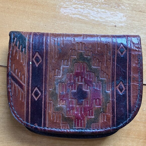 Vintage Native Mexico Genuine Hand tooled Leather Wallet Zippered Coin Purse - Picture 5 of 8
